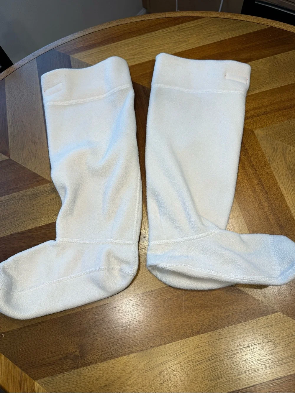 Hunter White Fleece Boot Liners with Red Logo